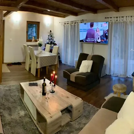 Vikendica Balkanika Holiday home *